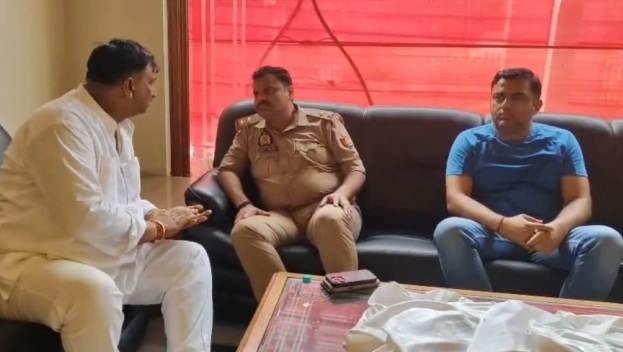 सांसद अरुण गोविल के प्रतिनिधि की बेटी की शादी में चोरी का खुलासा, आरोपी गिरफ्तार; ₹1.80 लाख और लिफाफे बरामद