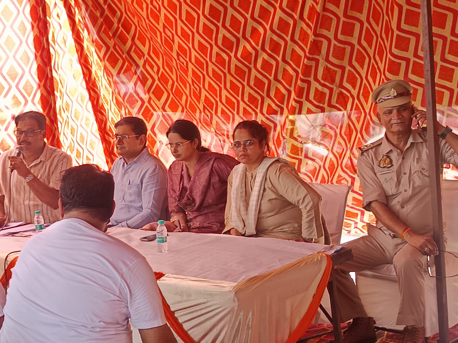 हापुड़ में जब्त 136 वाहनों की नीलामी, सरकारी खजाने में पहुंचे 27.72 लाख रुपये