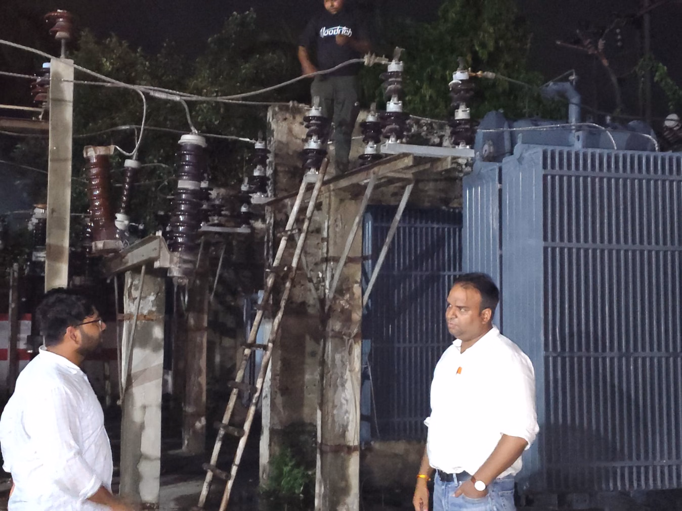 फॉल्ट लोकेटर मशीन के अभाव में ढाई घंटे बंद रहा बिजलीघर, आठ हजार से अधिक घरों की बिजली गुल
