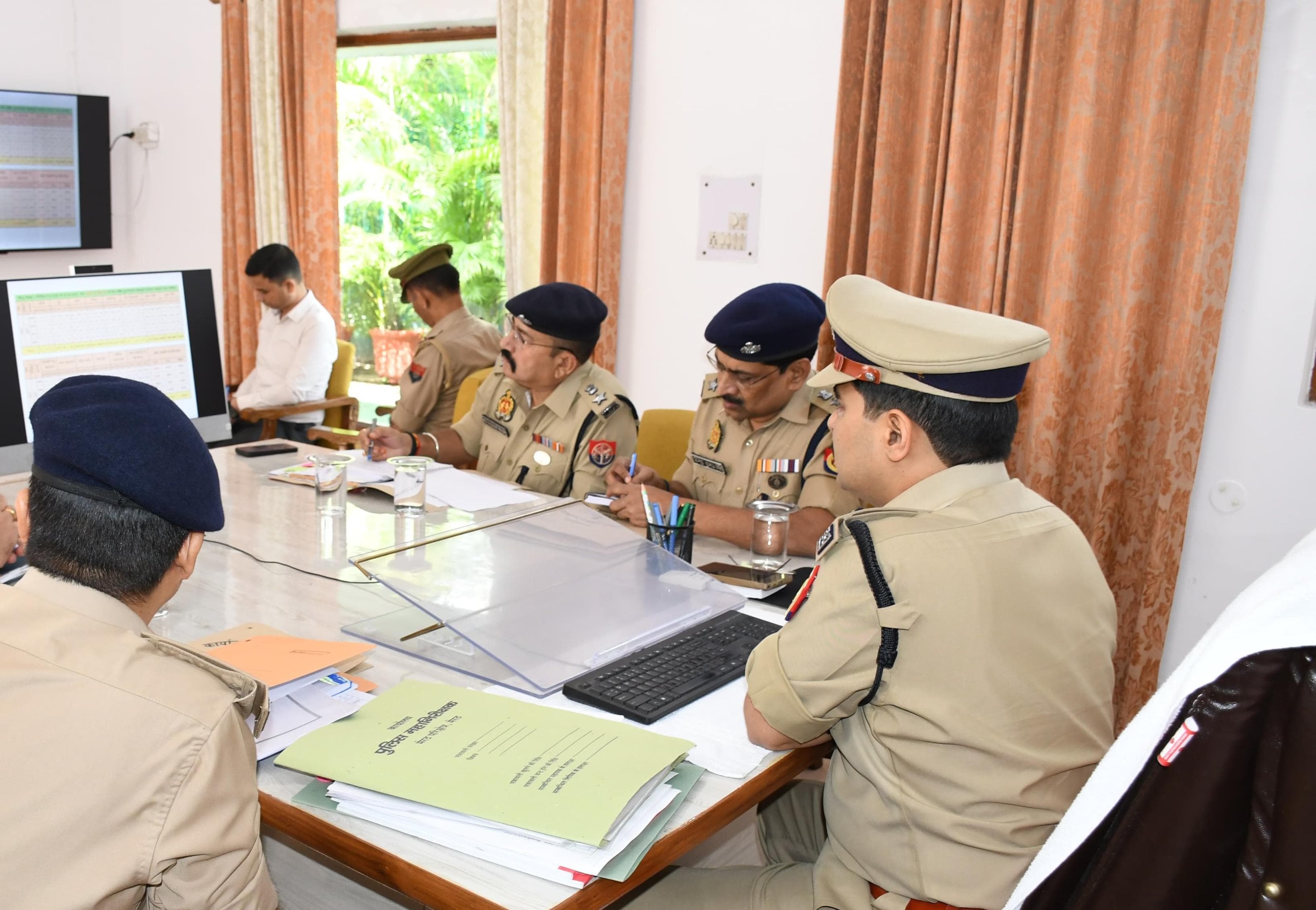 शिवभक्तों की सुरक्षा के लिए बड़ा कदम, हापुड़ समेत चार जिलों में पुलिस का सुरक्षा कवच